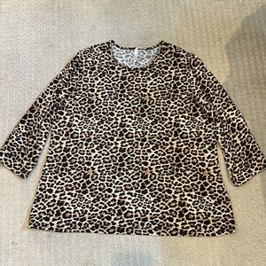 Leopard layering top